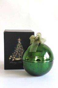 Zelená voňavá sviečka Vianočná guľa 13cm
