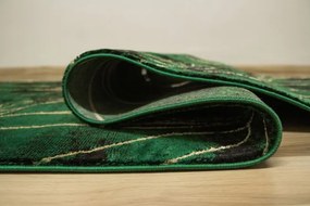 Behúň Diamond k8707Y línie / lístie, fľaškovo zelený / zlatý