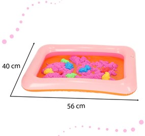 IKO Kinetický piesok v kufríku – formičky modrej farby a nafukovacie pieskovisko