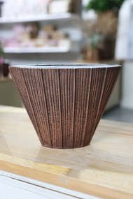 Medeno strieborná hliníková váza hranatá 20cm