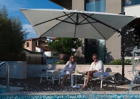 Veľký záhradný slnečník v béžovej farbe 3 x 4 m