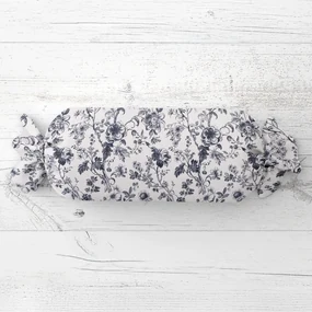 Biante Vankúš valec bonbon Sandra SA-638 Temne modré kvety na bielom 15x80 cm