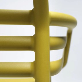 DOGA ARMCHAIR záhradná stolička s podrúčkami pera