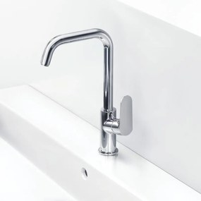 Hansgrohe Focus E2, umývadlová batéria s otočným výtokom, chrómová, 31519000