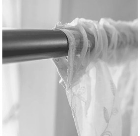 Biely záves VINTORA so vzorom lístkov 140x250 cm Zavesenie: Kovové krúžky