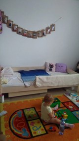 Detská posteľ Mix so zábranou - dub bielený Rozmer: 200x90