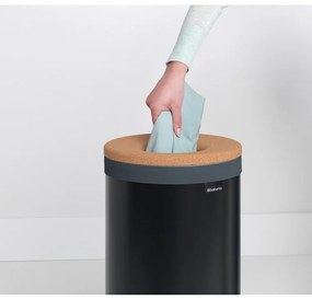 Matne čierny kovový kôš na bielizeň 35 l – Brabantia