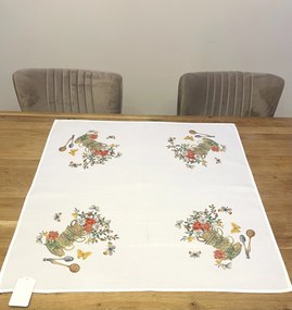 Vyšívaný obrus štvorec hnedé kvety 85x85 cm