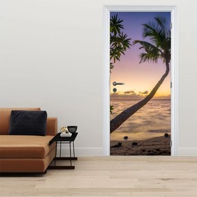 Fototapeta na dvere - Palma na pláži (95x205cm)