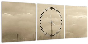 Obraz mesta v mrakoch (s hodinami) (90x30 cm)