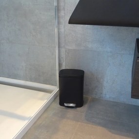 Spirella Akira 12 l odpadkový kôš s pedálom amäkkým zatváraním, matná čierna, 12 l