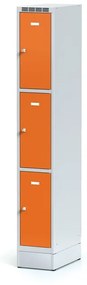 Alfa 3 Šatníková skrinka na sokli s úložnými boxami, 3 boxy, 1920 x 300 x 500 mm, otočný zámok, oranžové dvere