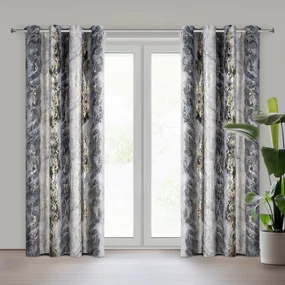 ZATEMŇOVACÍ ZÁVES NA KRÚŽKOCH SOFI 135X250 CM VZOROVANÁ