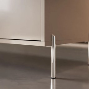 KOMODA ALWIN KAŠMÍR VYSOKÝ LESK 154 cm STRIEBORNÉ NOŽIČKY 14 cm