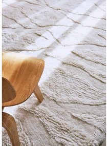 Biely prateľný ručne tkaný vlnený koberec 170x240 cm Enkang Ivory – Lorena Canals