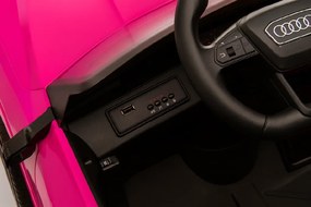 Elektrické autíčko Audi RS Q8 ružové