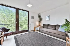 Koberec Agnella Isfahan Titus Grafit