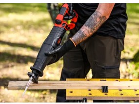 Sammer Elektrická píla šabľová Powermat PM-PSZ-1800T | 1800W | 12× plátky RTPSZ0092