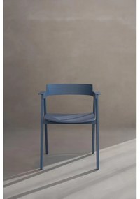 Modrá jedálenská stolička s podrúčkami z dubového dreva Flip – Gazzda