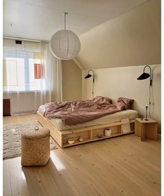 Dvojlôžková posteľ z borovicového dreva s roštom 180x200 cm Ziggy – Karup Design