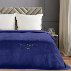 Dekorstudio Luxusná deka PIERRE CARDIN 220x240cm - granátovomodrá