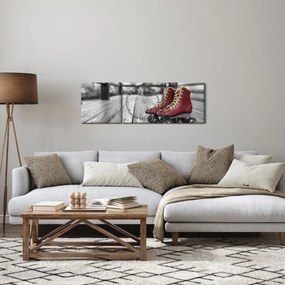 Obraz červených starých kolieskových topánok (s hodinami) (90x30 cm)