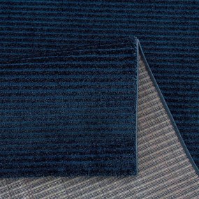 Dekorstudio Jednofarebný koberec FANCY 900 - tmavo modrý Rozmer koberca: 140x200cm