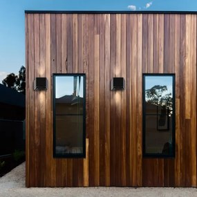 LED Solárne nástenné svietidlo WINGS LED/2W/1200 mAh 3,7V 3000K IP54 čierna