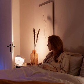 PHILIPS HUE Stolová múdra LED stmievateľná lampa HUE IRIS s funkciou RGB, 8,1 W, teplá biela-studená biela, biel