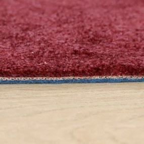 ITC, Koberec metráž Serenade 016, na mieru, šíře 4m,5m, červená, filc, chodba / predsieň