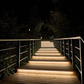 LED Stmievateľný solárny pásik LED/1,2W/3,7V 3000K IP67 5m