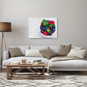 Sklenený obraz - miska s lesným ovocím (70x50 cm)