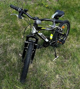 BNB Chlapčenský horský bicykel Arrow YS-7674 BOY šedé 20" 2024