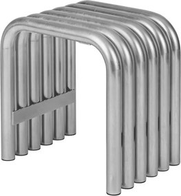 Kovová záhradná stolička v striebornej farbe Nokk – noo.ma