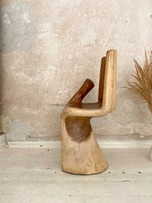 BALI BALI Stolička Ruka z dreva Suar Ručne vyrezávané kreslo Ruka z Bali Stolička RUKA