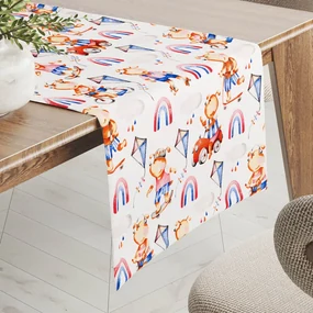 Biante Detský bavlnený behúň na stôl Sandra SA-521 Modro-červení psíkovia s autami na bielom 35x120 cm