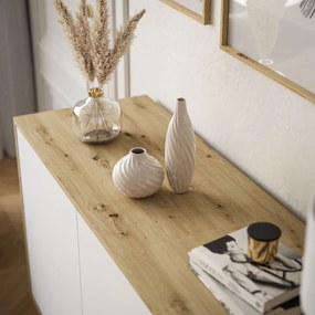 KOMODA ALWIN BIELA DUB ARTISAN BEZUCHYTKOVÁ + ČIERNY PODSTAVEC 153 cm