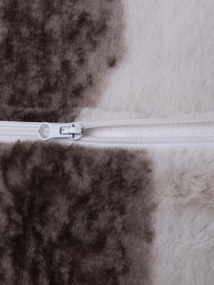 Luxusná obliečka na vankúšik mikroplyš 40 × 40 cm – Amanda