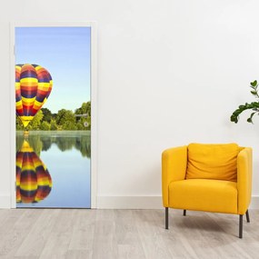 Fototapeta na dvere - Teplovzdušný balón na jazere (95x205cm)