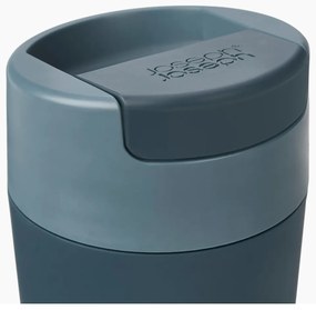 Tmavomodro-antracitový cestovný hrnček 450 ml Sipp – Joseph Joseph