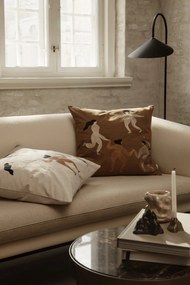 Dekoratívny vankúš s výšivkou Free Cushion – hnedý