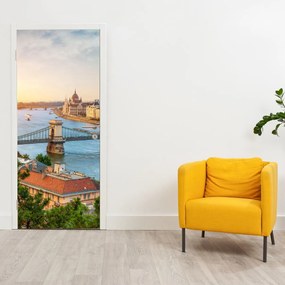 Fototapeta na dvere - Mesto Budapešť s riekou (95x205cm)