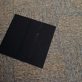 Tapibel, Kobercový štvorec Coral Lines 60309-50 hnedo-šedý 50 x 50 cm, chodba / predsieň