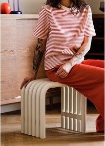 Béžová kovová záhradná stolička Nokk – noo.ma