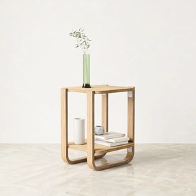 Odkladací stolík z eukalyptového dreva 38x42 cm Bellwood - Umbra
