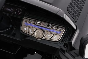 Elektrické autíčko Land Rover Defender čierne