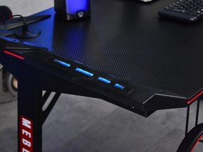PC stolík Matts Led (čierna). Vlastná spoľahlivá doprava až k Vám domov. 1109786