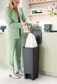 Brabantia Pedálový kôš StepUp 40L šedý