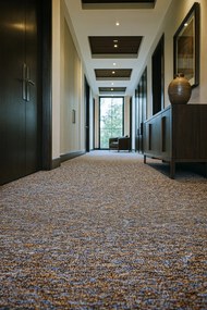 Timzo, Koberec metráž Mammut 8016 hnedý, na mieru, šíře 4m, hnedá, ab (mriežka), chodba / predsieň