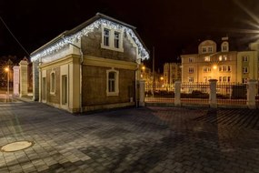 DECOLED LED svetlá vo forme snehuliakov, 3 × 0,9 m, ľadovo biela, 174 LED diód, IP67, biely kábel